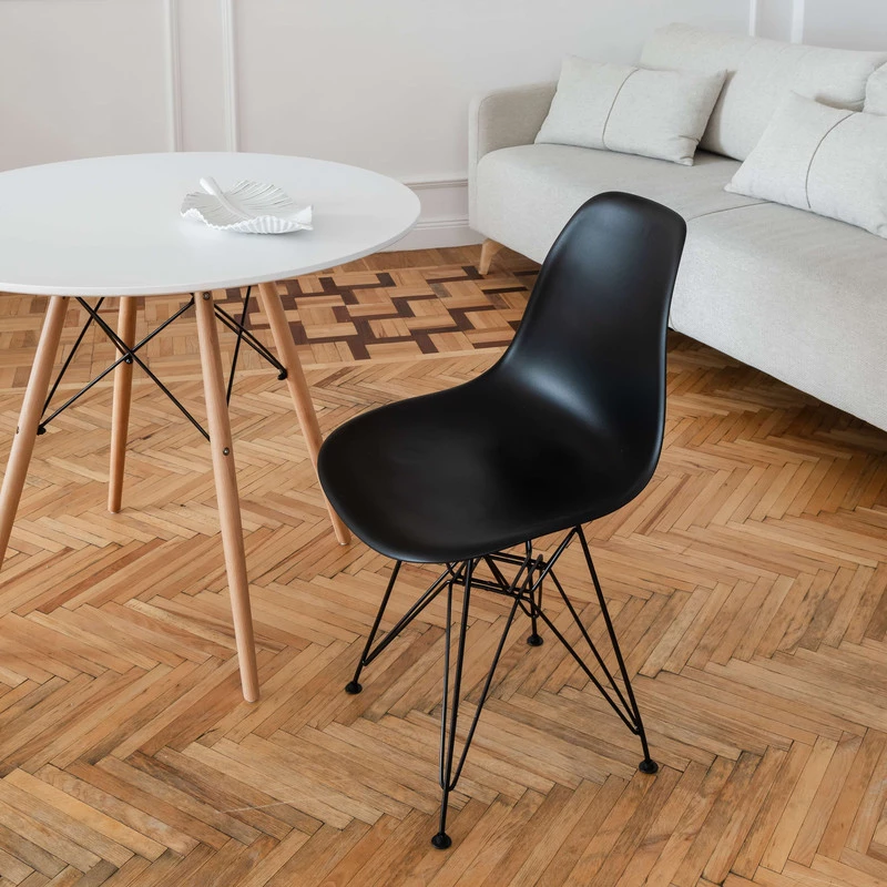 DERSTUHL Комплект стульев пластиковых 2 шт Black Eames (изображение №6)