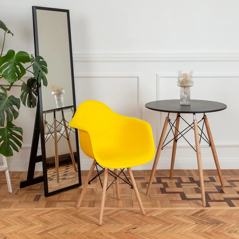 DERSTUHL Комплект стульев пластиковых 2 шт Wood Eames (изображение №6)