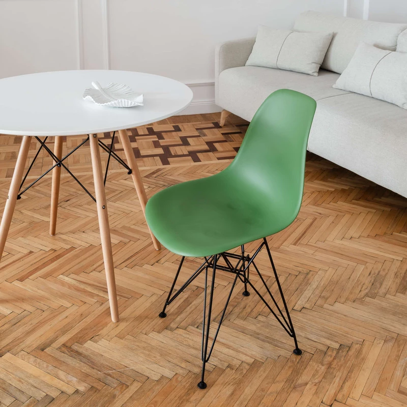DERSTUHL Комплект стульев пластиковых 2 шт Black Eames (изображение №6)