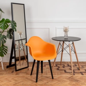 Второе фото. DERSTUHL Комплект стульев пластиковых 4 шт Plast Eames