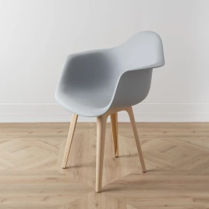 Второе фото. DERSTUHL Комплект стульев пластиковых 4 шт Plast Beige Eames