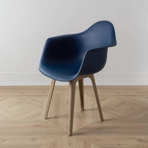 Второе фото. DERSTUHL Комплект стульев пластиковых 4 шт Plast Dark Beige Eames
