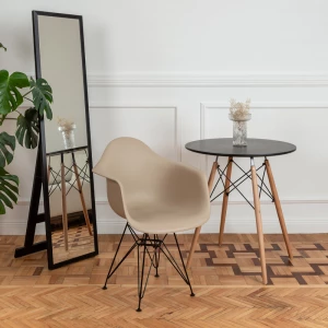 Второе фото. DERSTUHL Комплект стульев пластиковых 4 шт Black Eames