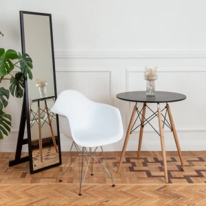 Второе фото. DERSTUHL Комплект стульев пластиковых 4 шт Chrom Eames