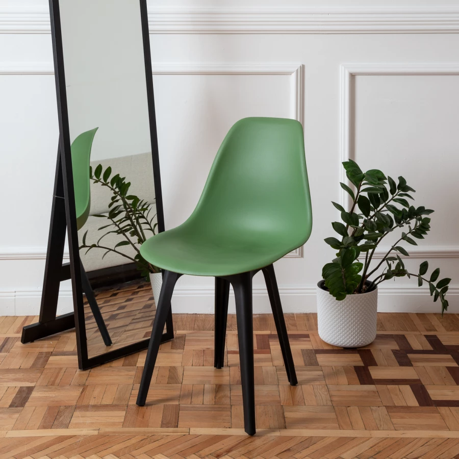 DERSTUHL Комплект стульев пластиковых 4 шт Plast Eames (изображение №6)