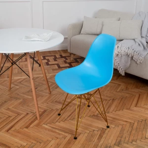 Второе фото. DERSTUHL Комплект стульев пластиковых 4 шт Gold Eames