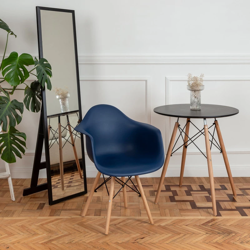 DERSTUHL Комплект стульев пластиковых 2 шт Wood Eames (изображение №6)