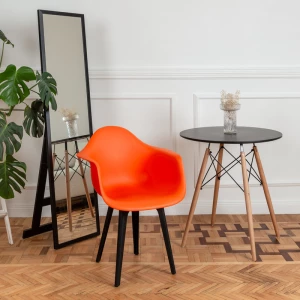 Второе фото. DERSTUHL Комплект стульев пластиковых 2 шт Plast Eames