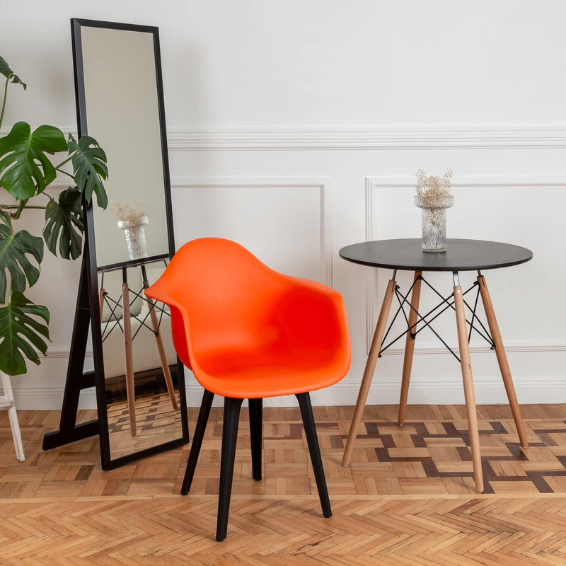 DERSTUHL Комплект стульев пластиковых 4 шт Plast Eames (изображение №6)