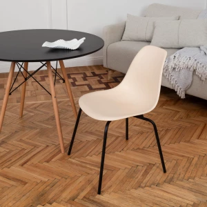 Второе фото. DERSTUHL Комплект стульев пластиковых 2 шт Elegant Black Eames