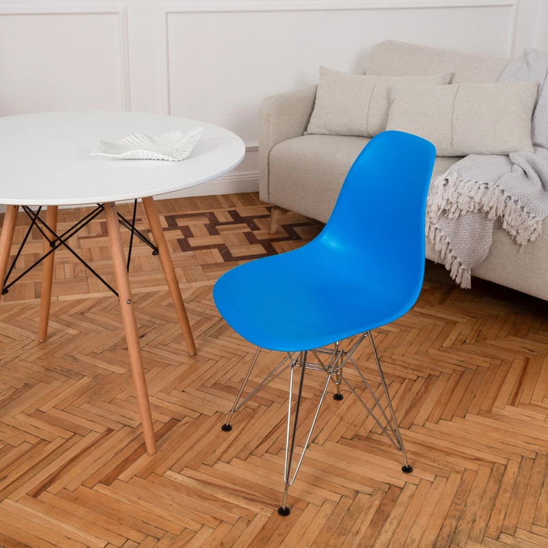 DERSTUHL Комплект стульев пластиковых 4 шт Chrom Eames (изображение №6)