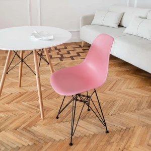 Второе фото. DERSTUHL Стул пластиковый Black Eames
