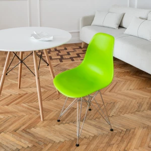 Второе фото. DERSTUHL Комплект стульев пластиковых 4 шт Chrom Eames