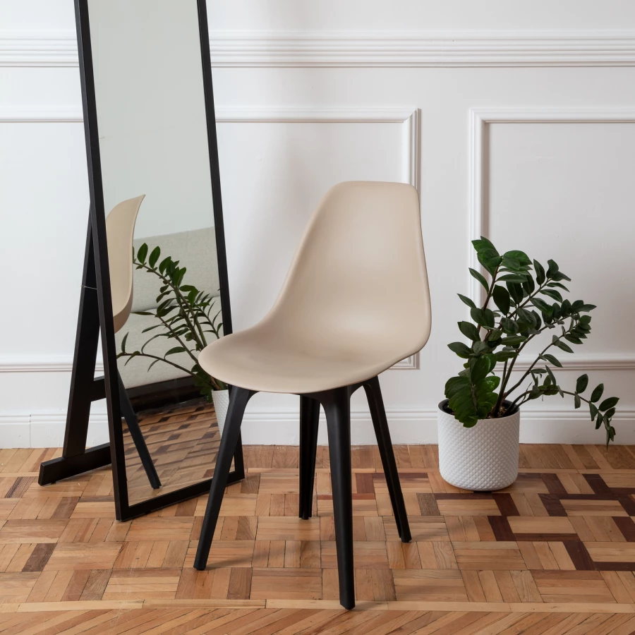 DERSTUHL Комплект стульев пластиковых 4 шт Plast Eames (изображение №8)