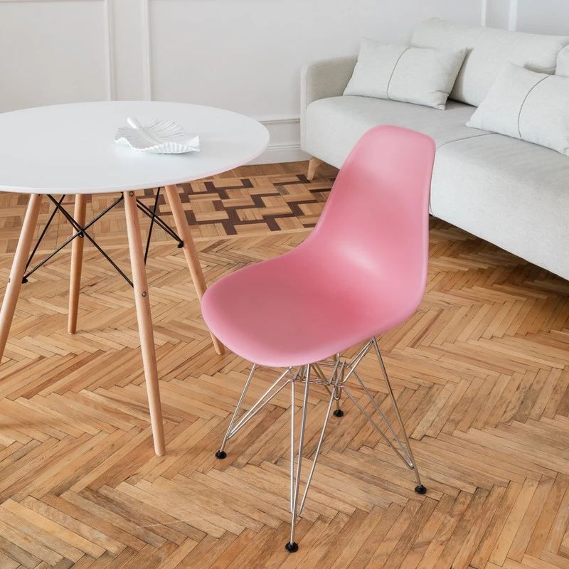 DERSTUHL Комплект стульев пластиковых 4 шт Chrom Eames (изображение №6)