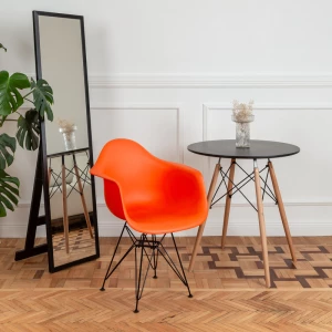 Второе фото. DERSTUHL Комплект стульев пластиковых 2 шт Black Eames