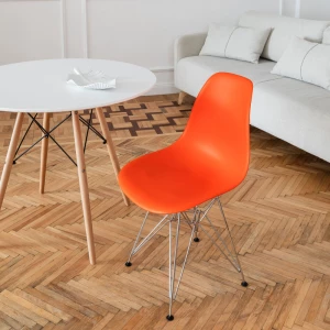 Второе фото. DERSTUHL Комплект стульев пластиковых 2 шт Chrom Eames