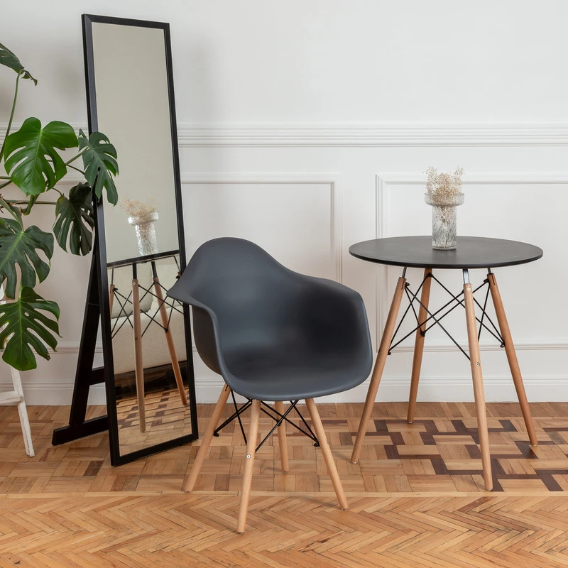 DERSTUHL Комплект стульев пластиковых 2 шт Wood Eames (изображение №6)