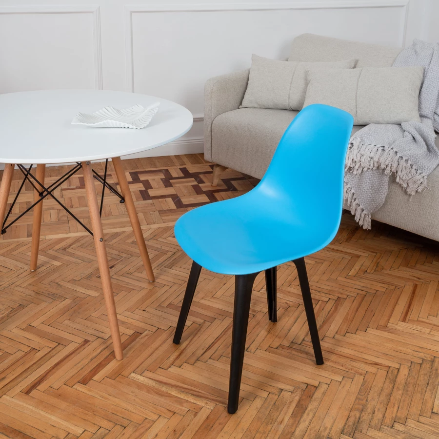 DERSTUHL Комплект стульев пластиковых 4 шт Plast Eames (изображение №6)