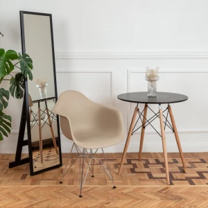 Второе фото. DERSTUHL Комплект стульев пластиковых 2 шт Chrom Eames