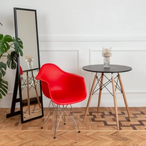 Второе фото. DERSTUHL Стул-кресло из пластика Chrom Eames