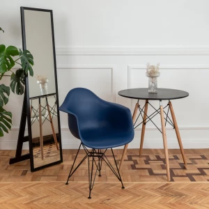 Второе фото. DERSTUHL Комплект стульев пластиковых 2 шт Black Eames