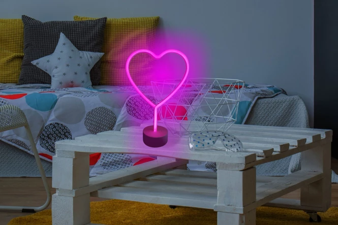 Лампа настольная LED Apeyron electrics Сердце (изображение №5)