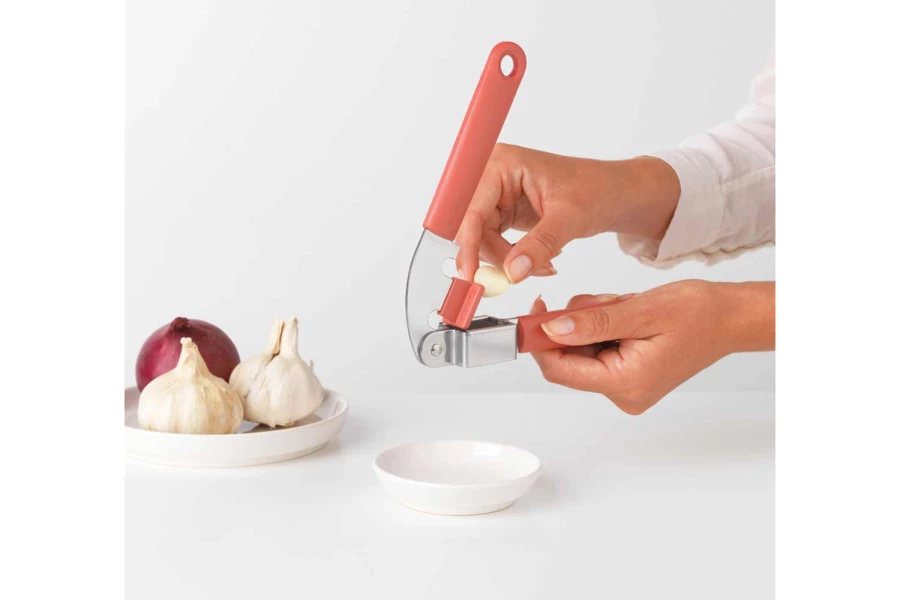 Пресс для чеснока Brabantia Tasty+ (изображение №2)