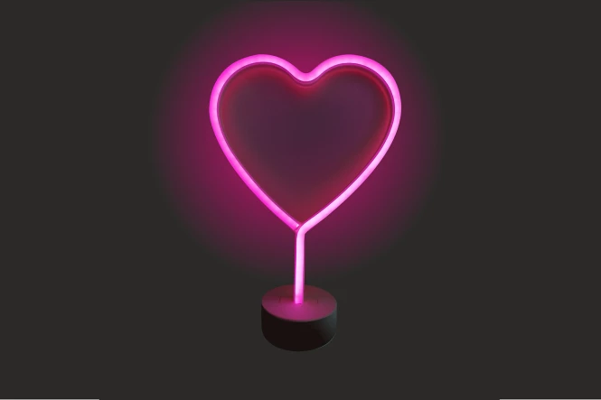 Лампа настольная LED Apeyron electrics Сердце (изображение №3)