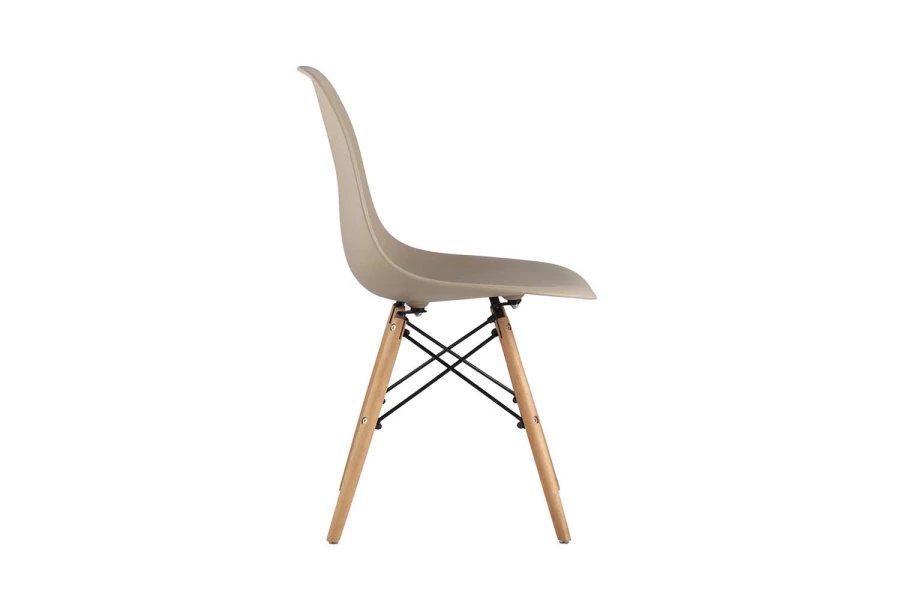 Комплект стульев eames dsw