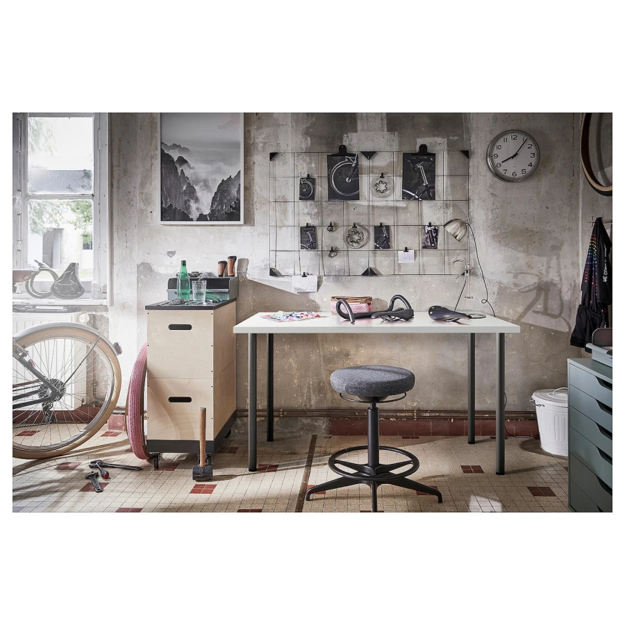 Письменный стол - IKEA LAGKAPTEN/ADILS, 140х60 см, белый/темно-серый, ЛАГКАПТЕН/АДИЛЬС ИКЕА (изображение №4)