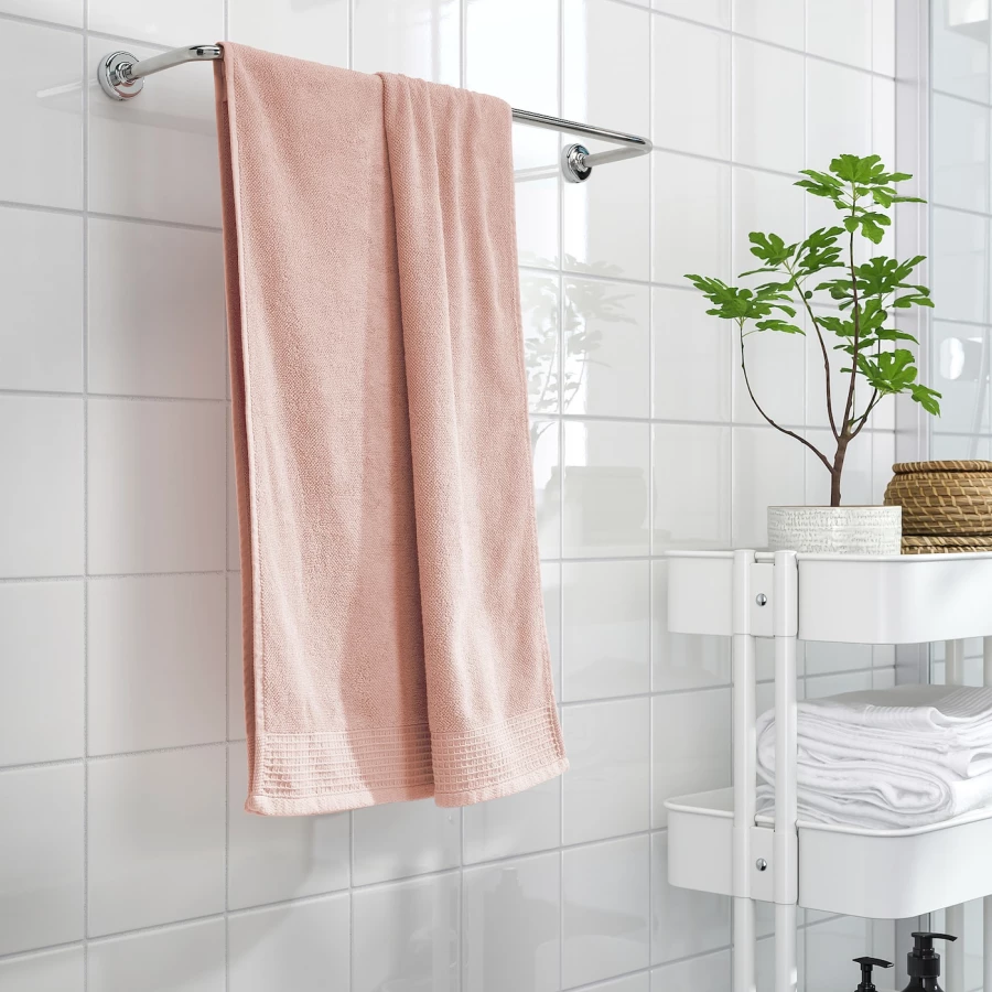 Банное полотенце - IKEA VINARN, 70х140 см, светло-розовый, ВИНАРН ИКЕА (изображение №3)