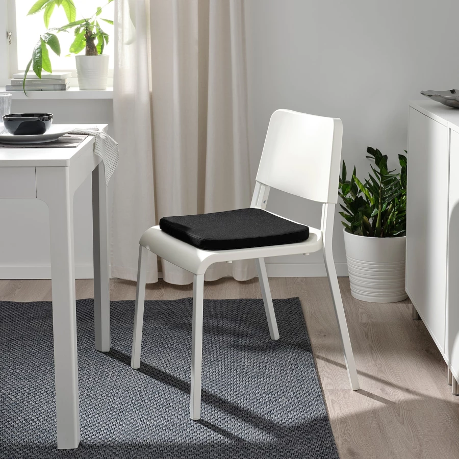 Подушка на стул - STAGGSTARR IKEA/ СТАГГСТАРР ИКЕА, 36 см, черный (изображение №4)