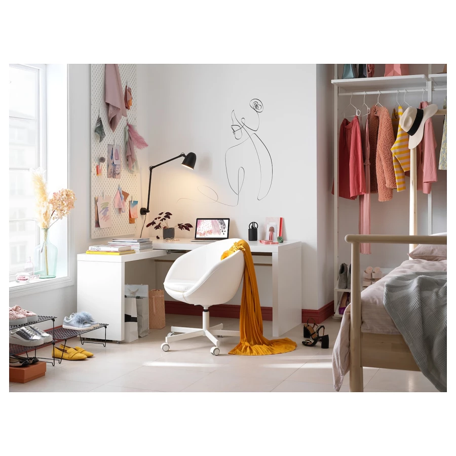 Письменный стол с выдвижной панелью - IKEA MALM/МАЛЬМ ИКЕА, 151х65х73 см, белый (изображение №2)