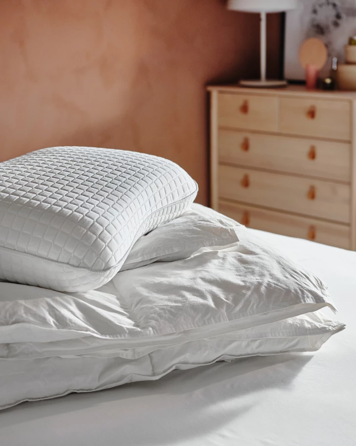 Эргономичная подушка - KLUBBSPORRE IKEA/ КЛУББСПОРРЕ  ИКЕА, 44x56 см ,белый (изображение №4)