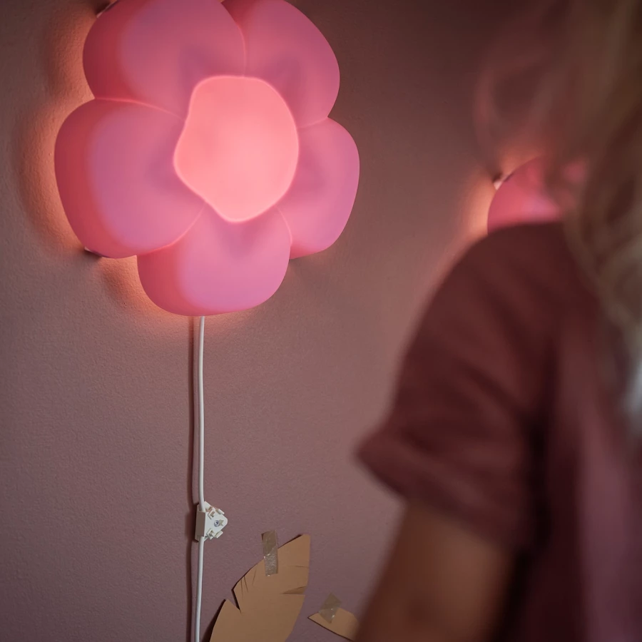 Светодиодный настенный светильник - IKEA UPPLYST/АППЛИСТ ИКЕА, 27х8 см, сиреневый (изображение №3)