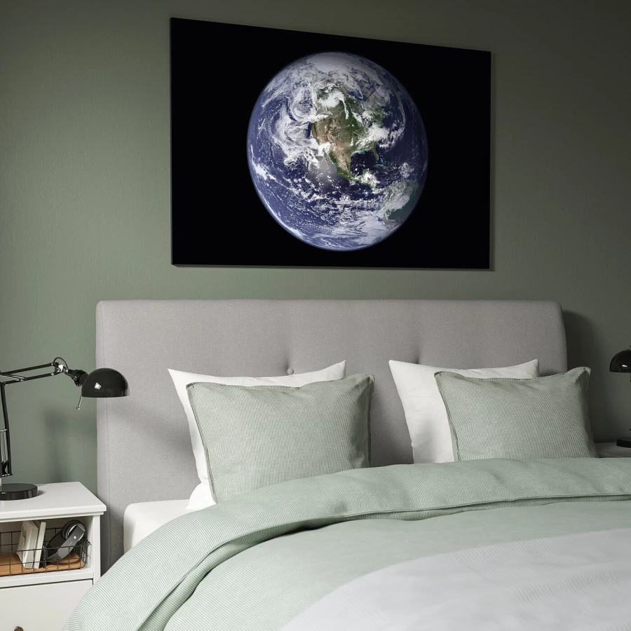 Картина в раме - IKEA BJÖRKSTA/BJORKSTA/БЬЁРКСТА ИКЕА, 118х78 см, "Планета Земля" (изображение №2)
