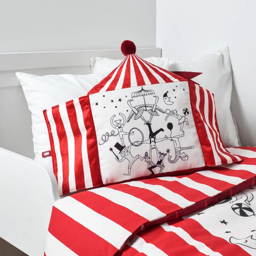 Подушка - BUSENKEL  IKEA/ БУСЕНКЕЛ ИКЕА, 48х37 см, белый/красный (изображение №3)