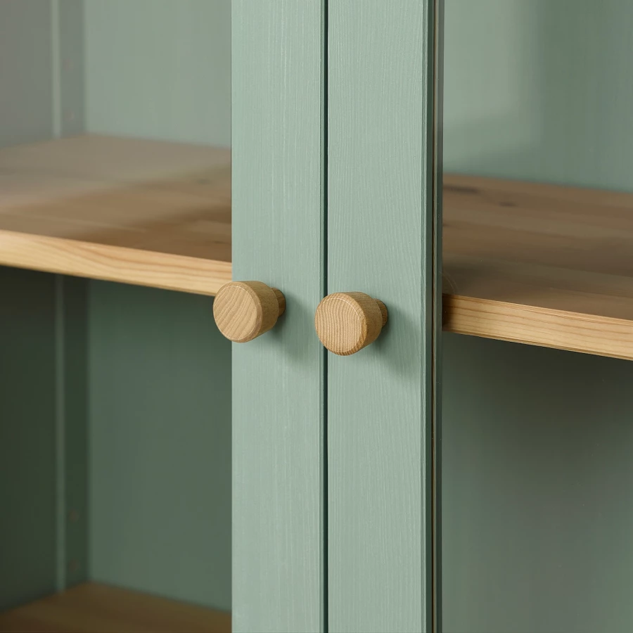 Шкаф со стеклянными дверцами - IKEA HEMNES/ХЕМНЭС ИКЕА, 90x197 см, серо-зеленая/светло-коричневая морилка (изображение №5)