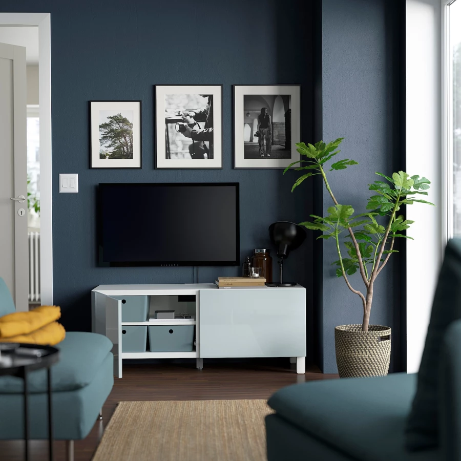 Тумба под ТВ с дверцами - IKEA BESTÅ/BESTA/БЕСТО ИКЕА, 42х48х120 см, белый/серо-голубой (изображение №2)