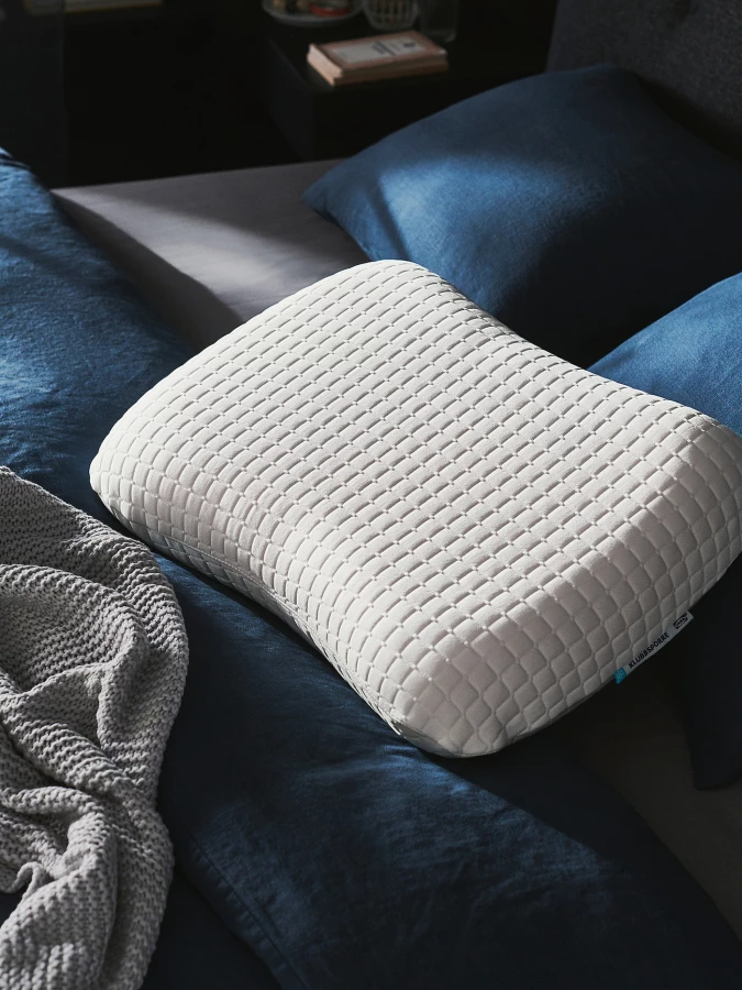 Эргономичная подушка - KLUBBSPORRE IKEA/ КЛУББСПОРРЕ  ИКЕА, 44x56 см ,белый (изображение №9)