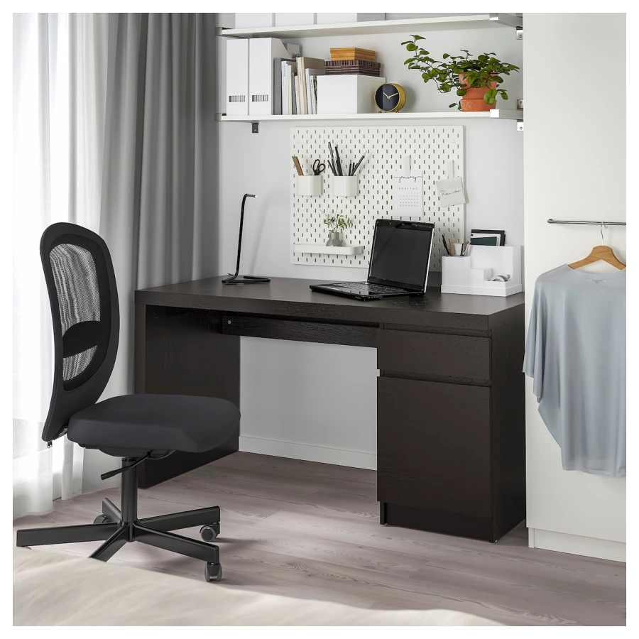 Письменный стол с ящиком - IKEA MALM, 140x65 см, черно-коричневый, МАЛЬМ ИКЕА (изображение №3)
