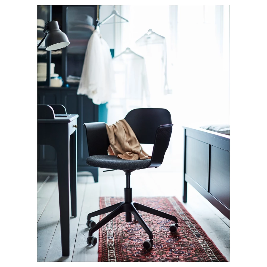 Конференц-стул на колесиках - IKEA FJÄLLBERGET/FJALLBERGET/ФЬЕЛЬБЕРГЕТ ИКЕА, 71х86х71 см, черный (изображение №3)