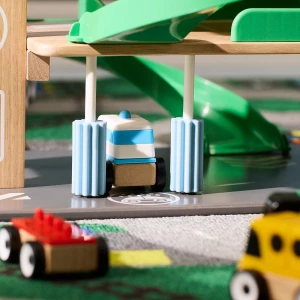 Второе фото. LILLABO Набор из 4-х транспортных средств: спортивная машина / школьный автобус / мусоровоз / полицейская машина / разноцветный ИКЕА