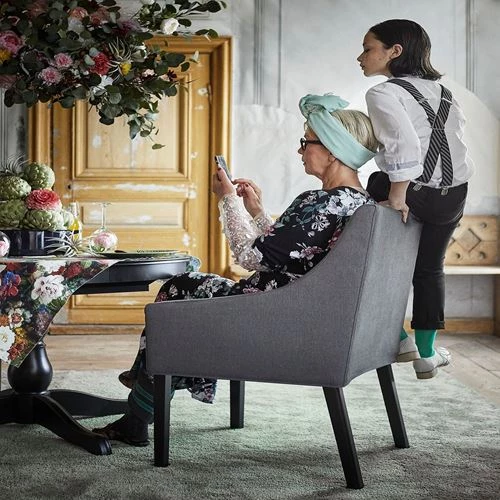 Тканевое кресло с подлокотниками - IKEA SAKARIAS/ЗАКАРИАС ИКЕА, 96х67х60 см, черный (изображение №3)