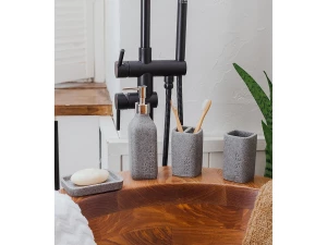 Второе фото. Набор аксессуаров для ванной комнаты Гранит