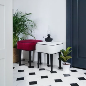 Второе фото. Табурет Handy SQ