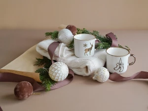 Второе фото. Елочное украшение Foil White