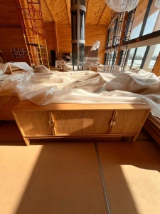 Второе фото. Тумба под ТВ малая. Товар уцененный