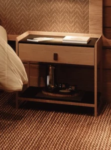 Тумба прикроватная. Товар уцененный